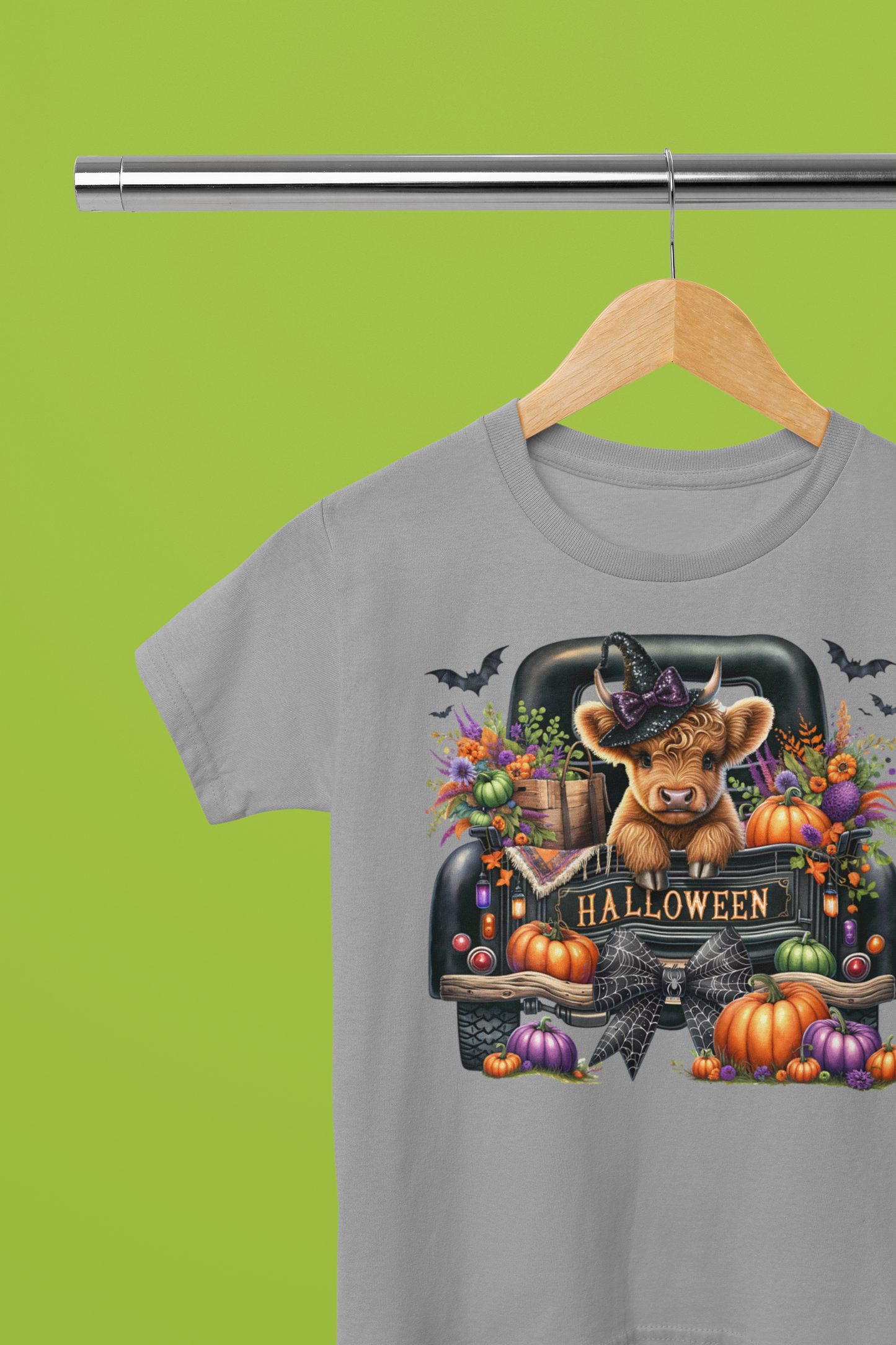 *2025 NEW SHOP ITEM* HIGHLAND COW HALLOWEEN BLACK TRUCK
